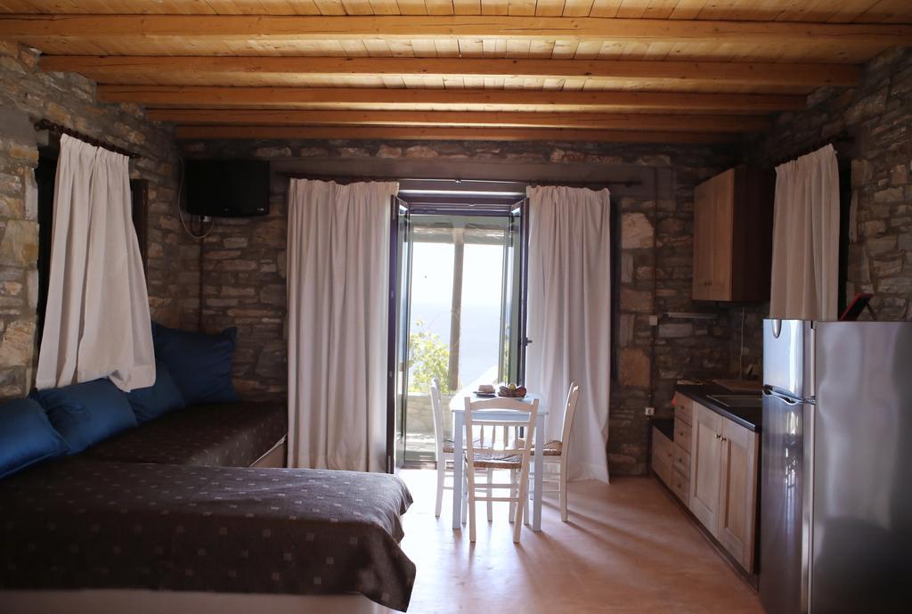 Pyrgos Traditional Village Ágios Kírykos 外观 照片